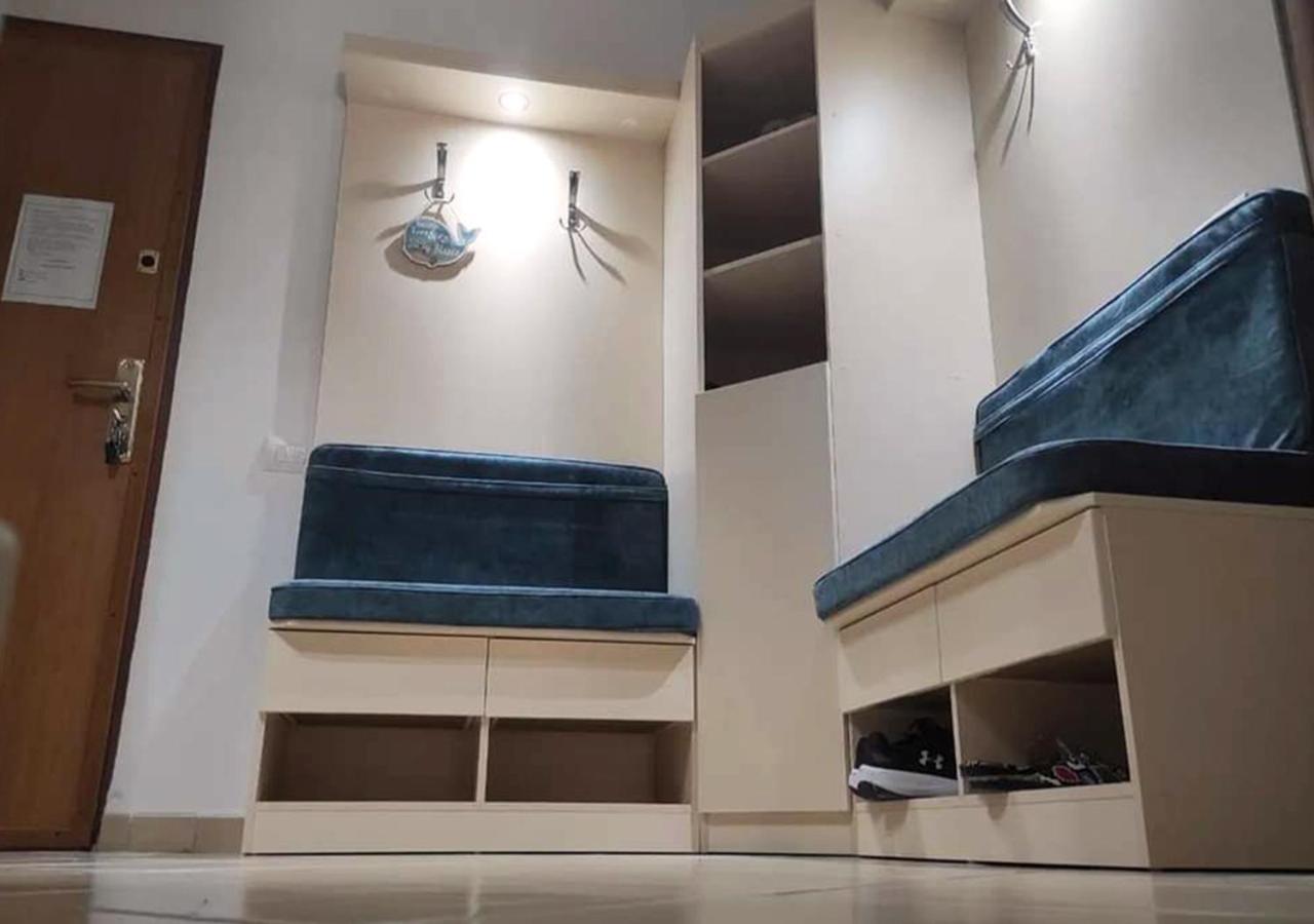 Coastal Retreat - *